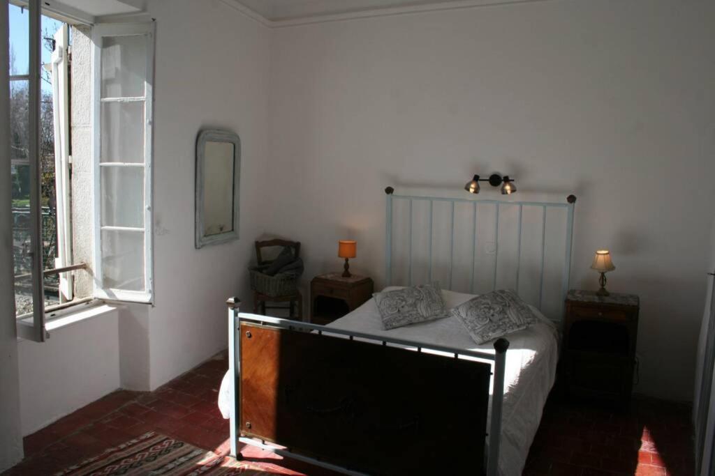 Character Filled House Overlooking The River Cesse Bize-Minervois Exteriör bild